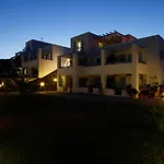 Paradise * Parikia (Paros)