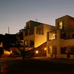Paradise * Parikia (Paros)