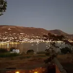 Paradise Apartment *
