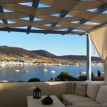 帕罗斯天堂公寓式酒店 Páros